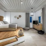 Апартаменты Luxury In The Heart Of *