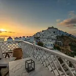 Апартаменты Luxury In The Heart Of Astypalaia
